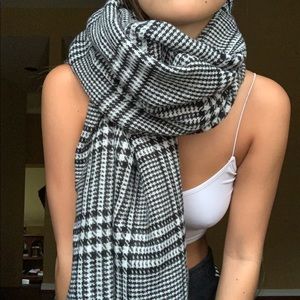 Double-sided Scarf